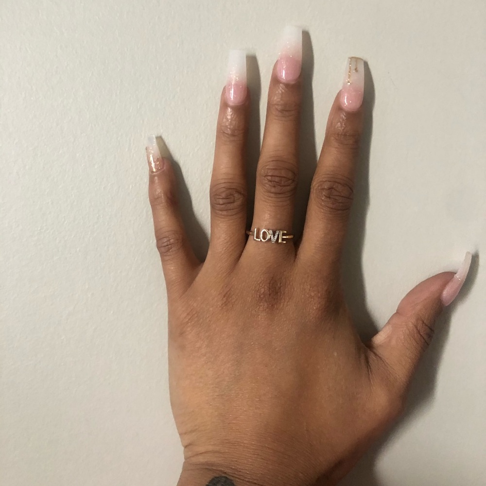 Vera Wang Ladies Ring